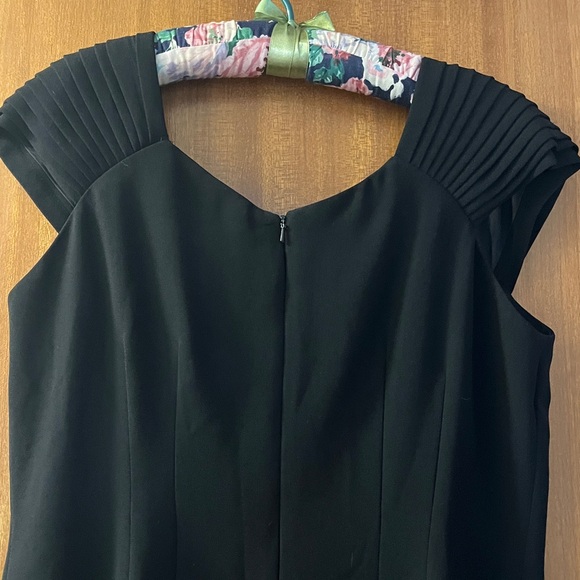 Mariana Petite Black Dress - Picture 4 of 5